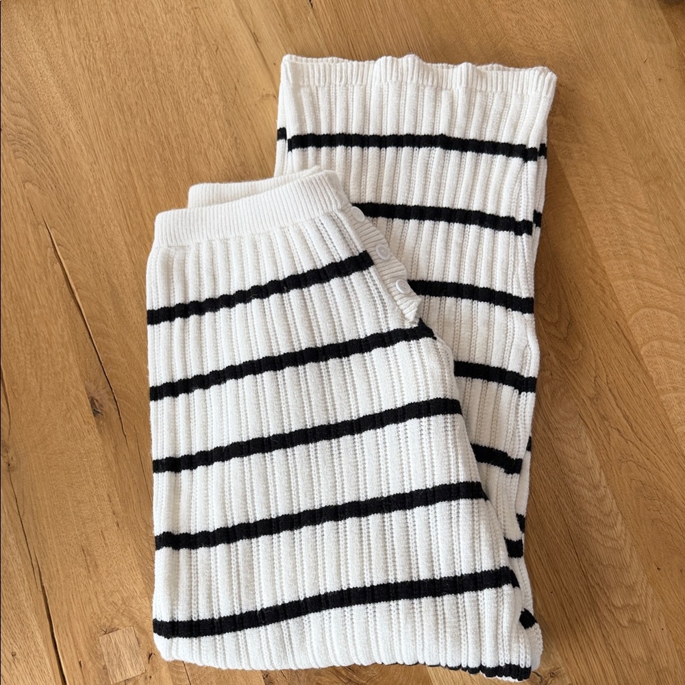SHEIN Black and White Striped Wide Leg Pants
